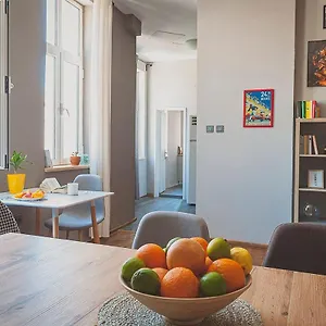 Hostel Temple House, Filibe